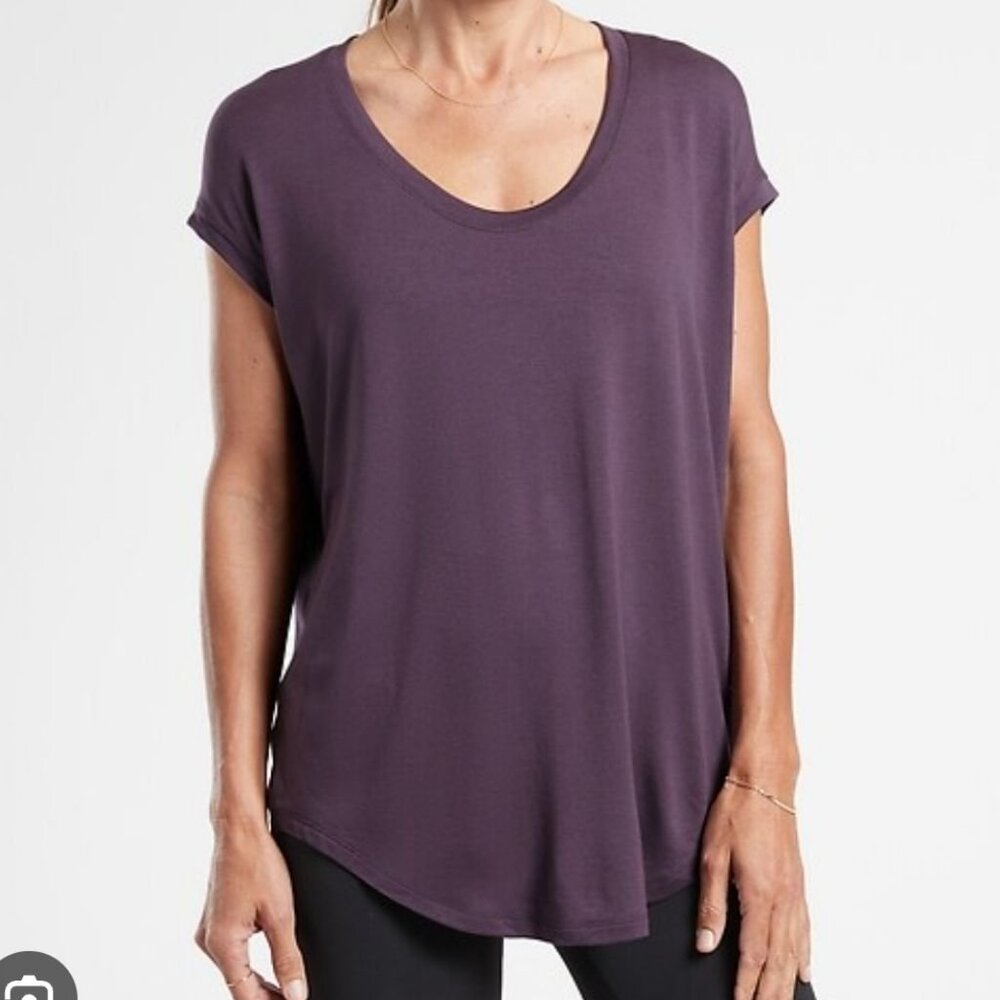 Athleta Cloudlight Stratus Purple Short Sleeve Tee Top ** Medium **